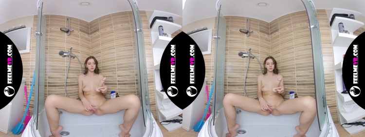 2020-09-30-rebeka-ruby-pissing-in-shower-3dvr-180vr